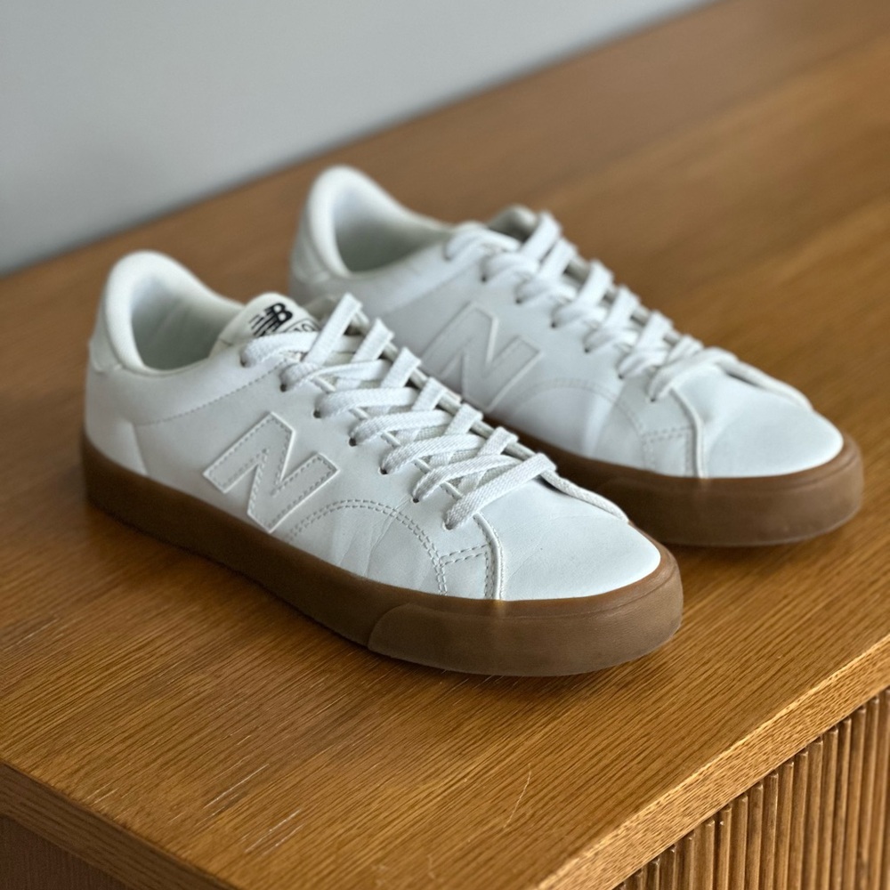 New Balance Men's White Leather Sneakers with Brown Gum Sole